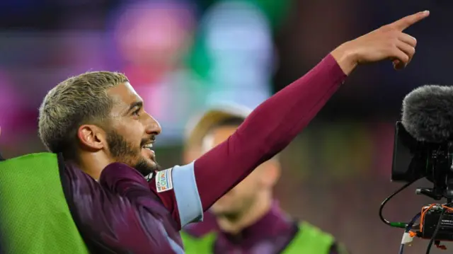 West Ham players celebrate