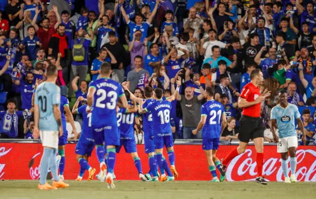 Getafe celebrate beating Celta Vigo.