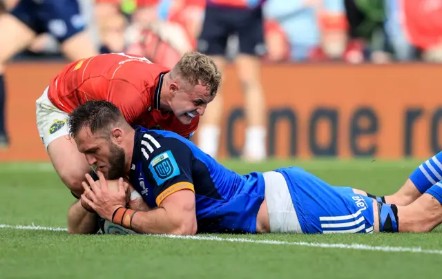 Jason Jenkins scoring Leinster's try