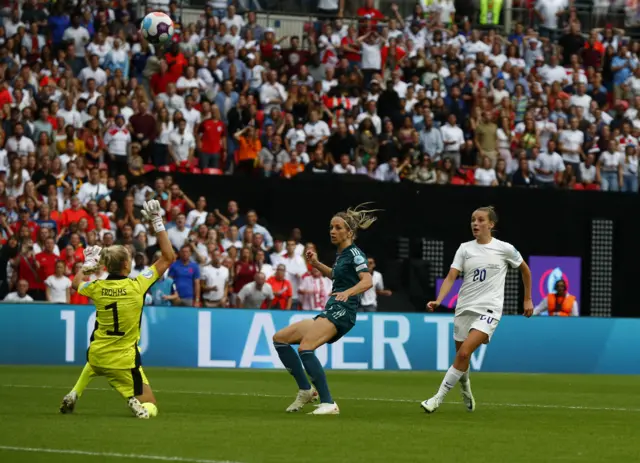 Ella Toone scores in the Euro 2022 final