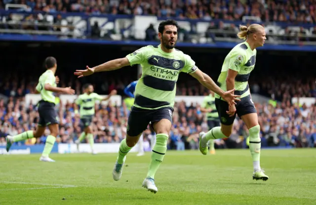 Ilkay Gundogan celebrates scoring against Manchester City