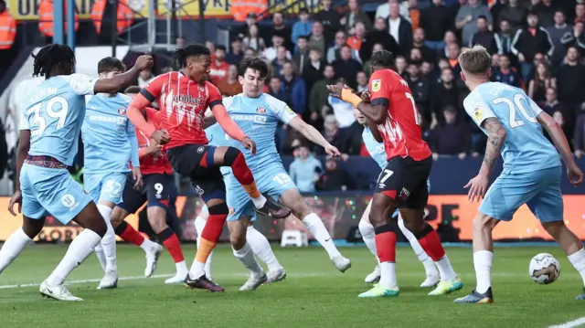 Gabriel Osho scores for Luton