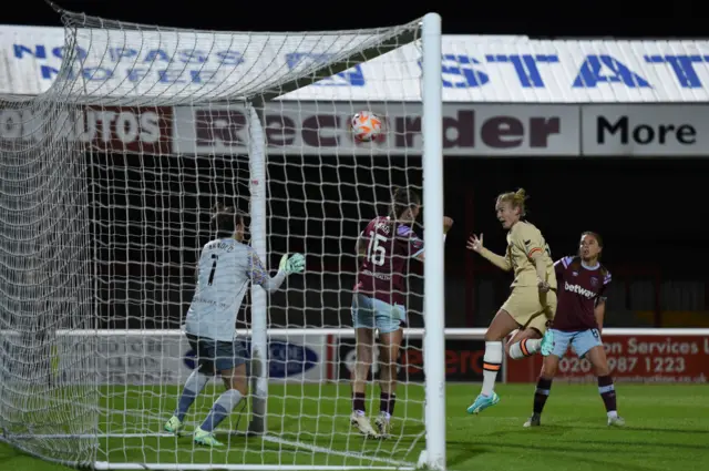 Sophie Ingle of Chelsea scores against West Ham