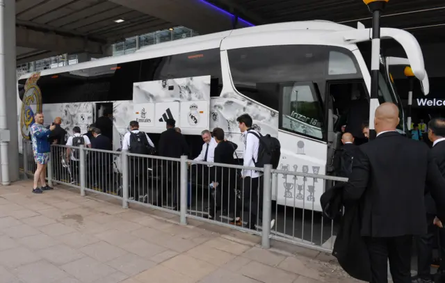 Real Madrid bus