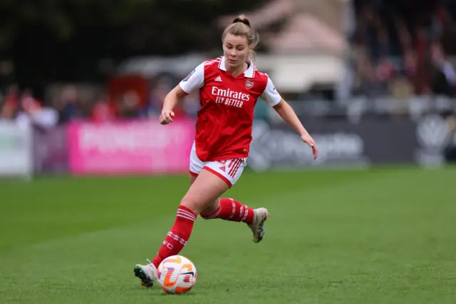 Arsenal midfielder Victoria Pelova carries the ball