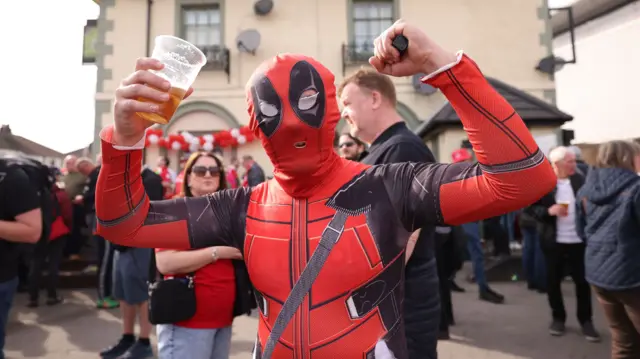 Person in Deadpool costume