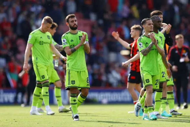 Bruno Fernandes applauds fans