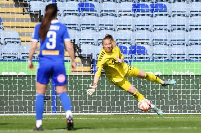 Leitzig is unfortunate not to save a West Ham penalty.