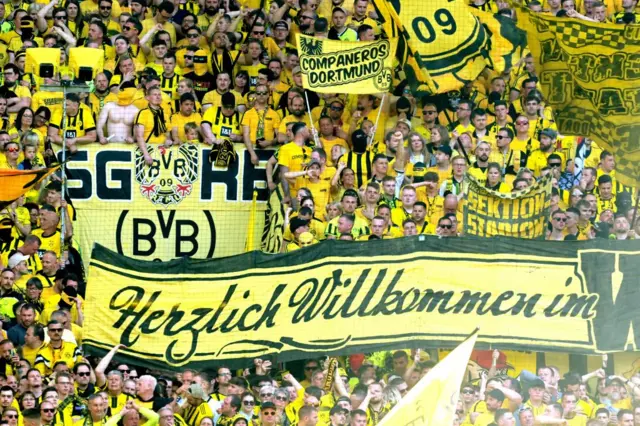 Borussia Dortmund fans