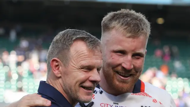 Mark McCall and Saracens player Jackson Wray