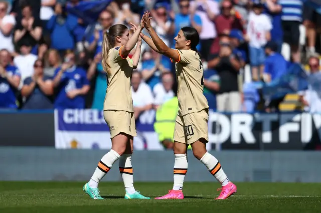 Sam Kerr and Maren Mjelde