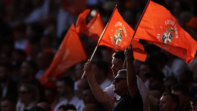 Luton flags