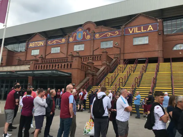 Villa park