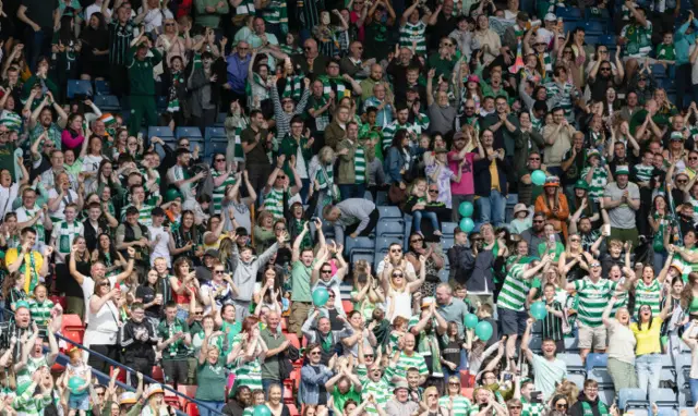 Celtic fans celebrate