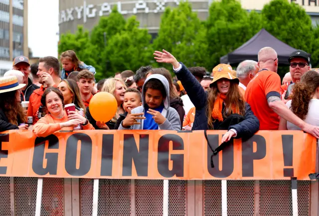 Luton Town fans