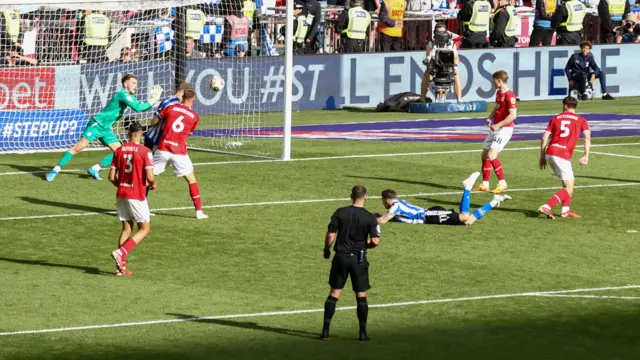 Josh Windass scores for Sheffield Wednesday