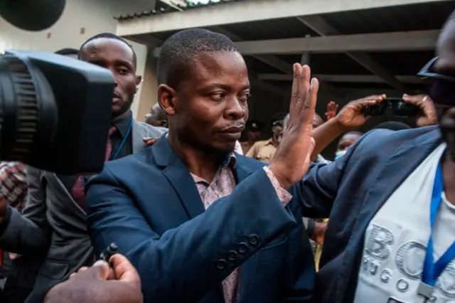 Shepherd Bushiri outside a court in Lilongwe in 2020