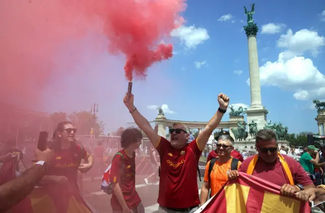 Roma fans