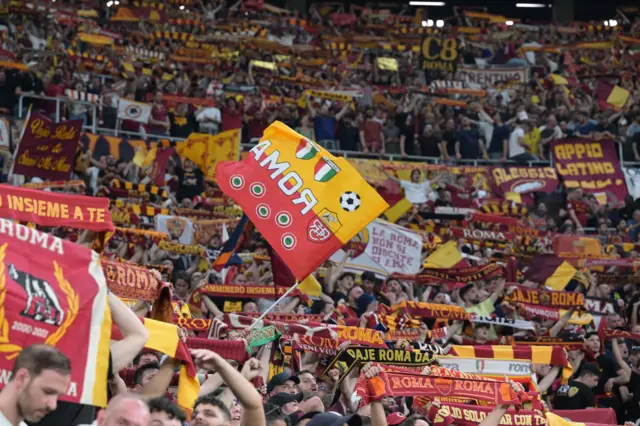 Roma fans