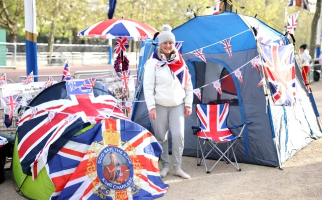 Royal fans camp on The Mall