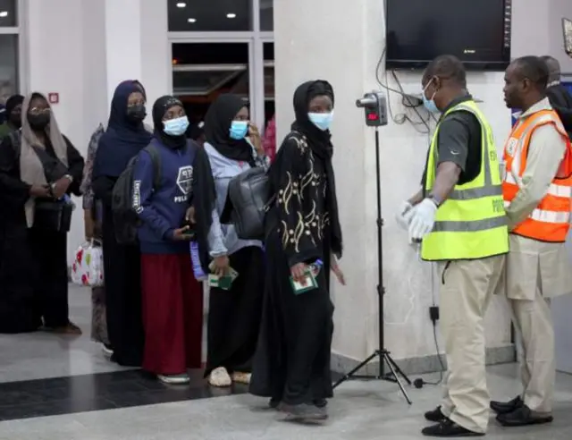 A section of Nigerian returnees who returned from Sudan on Wednesday