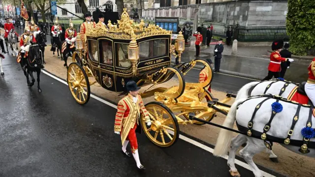 The King and Queen arrive at Westminster Abbey