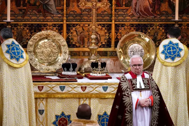 Queen Mary's Crown (left) and St Edward's Crown at the coronation ceremony