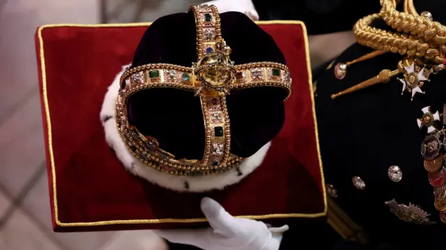 17th Century St Edward's Crown is carried in Westminster Abbey