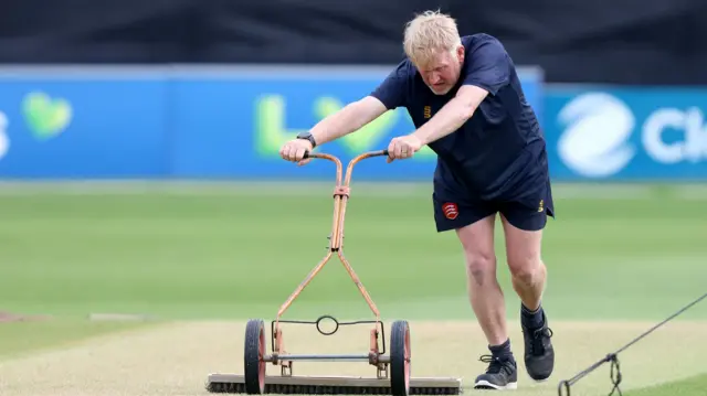 Groundstaff at Essex