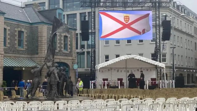 Liberation square preparations for the event