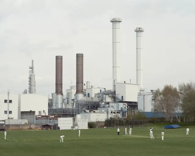 Tom Shaw photograph of cricket ground