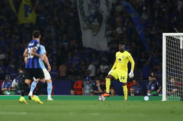 Andre Onana puts his foot on the ball