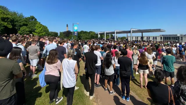 Crowds at vigil