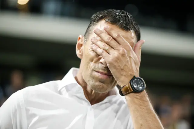 Gus POyet