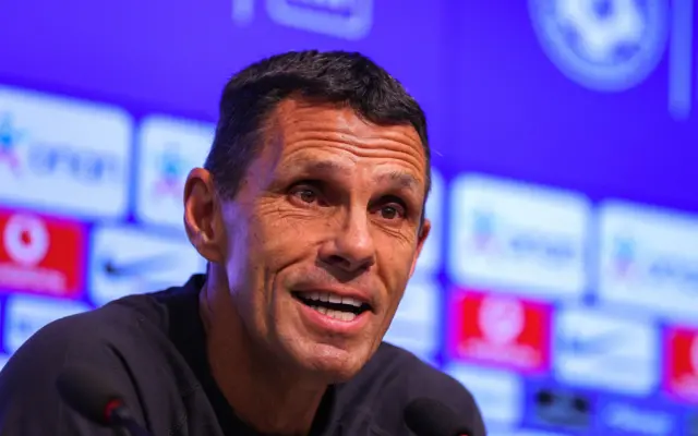 Gus POyet