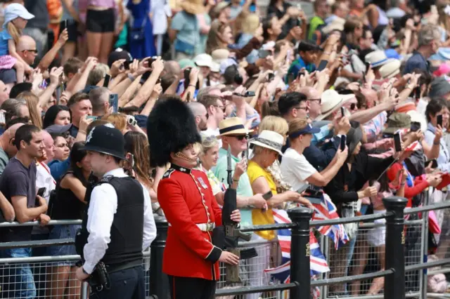 Crowds on The Mall