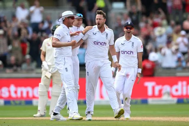 Ollie Robinson celebrating his wicket of Usman Khawaja