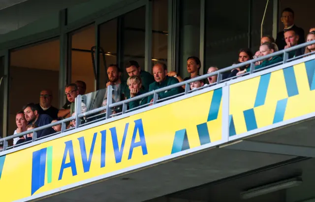 Vera Pauw and the Republic of Ireland women's team at the Republic of Ireland against Gibraltar game tonight