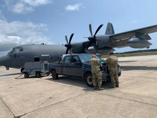 A C-17 parked in Buffalo, New York