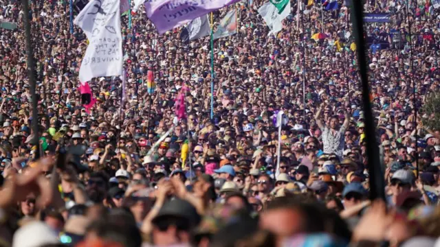 Crowds watch the Foo Fighters