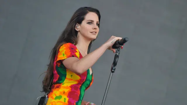 Lana Del Rey on stage