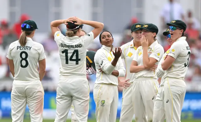 Alana King and Australia react after Tammy Beaumont successfully overturns an lbw decision