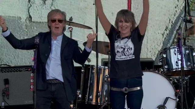 Sir Paul with frontwoman Chrissie Hynde