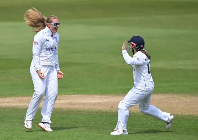 Sophie Ecclestone celebrates the wicket of Jess Jonassen