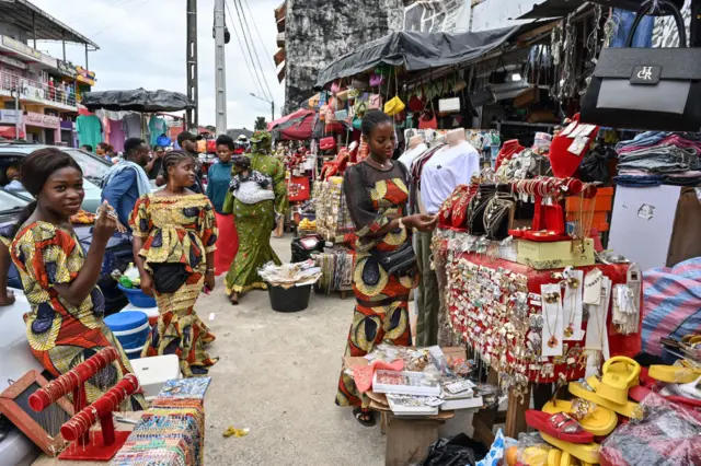 People shopping