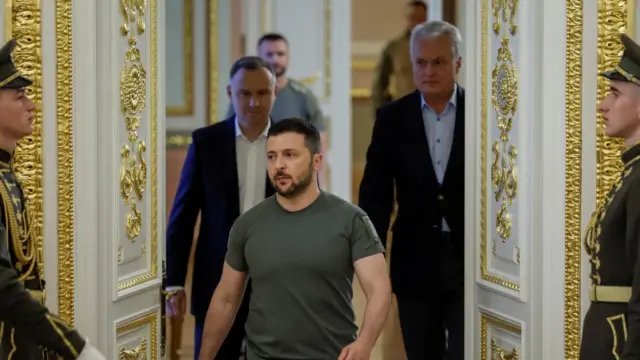 President Zelensky followed into a press conference by Poland's President Duda and Lithuania's President Nauseda