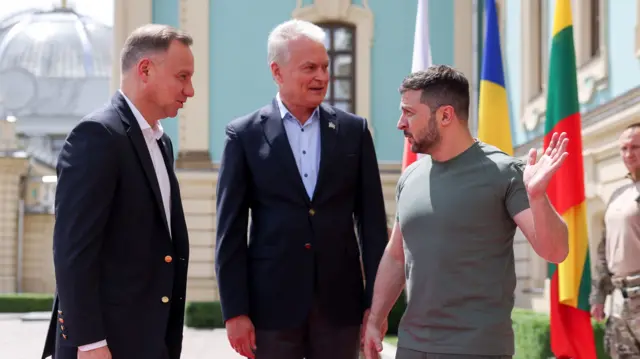 Volodymyr Zelenskiy, Poland's President Andrzej Duda and Lithuanian President Gitanas Nauseda in Kyiv