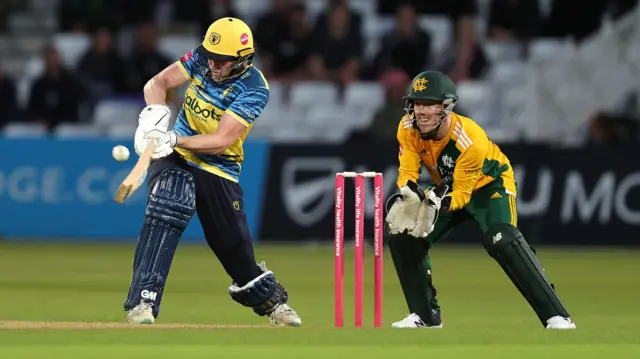 Rob Yates batting for Birmingham Bears