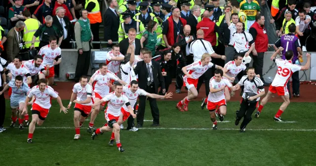 Tyrone players celebrate in 2008