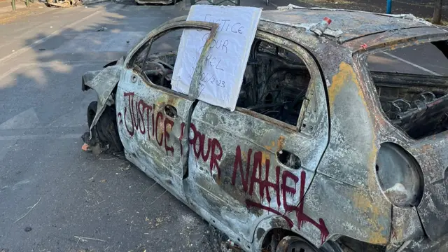 Burnt car in Nanterre